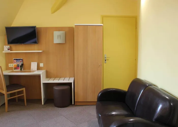 Отель The Originals City, Continental, 2*