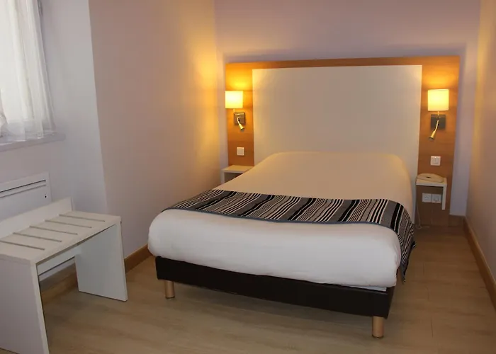 Отель The Originals City, Continental, 2*